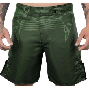 Bermuda Fightshort Venum Predator Jungle Camo