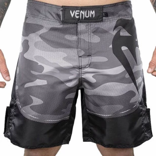 Bermuda Fightshort Venum Titan Camo Street